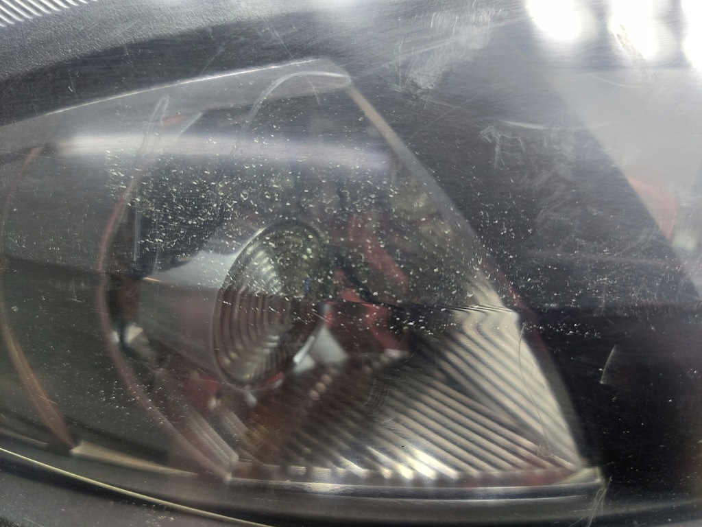 фото №5, Лампа права перед 8200481197 renault laguna ii