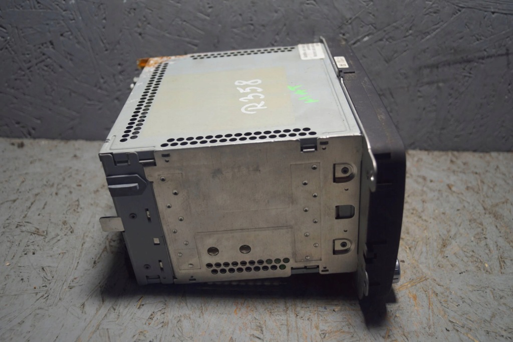 фото №10, Радио навигация vw passat b7 tiguan 5n 3c8035279m r358