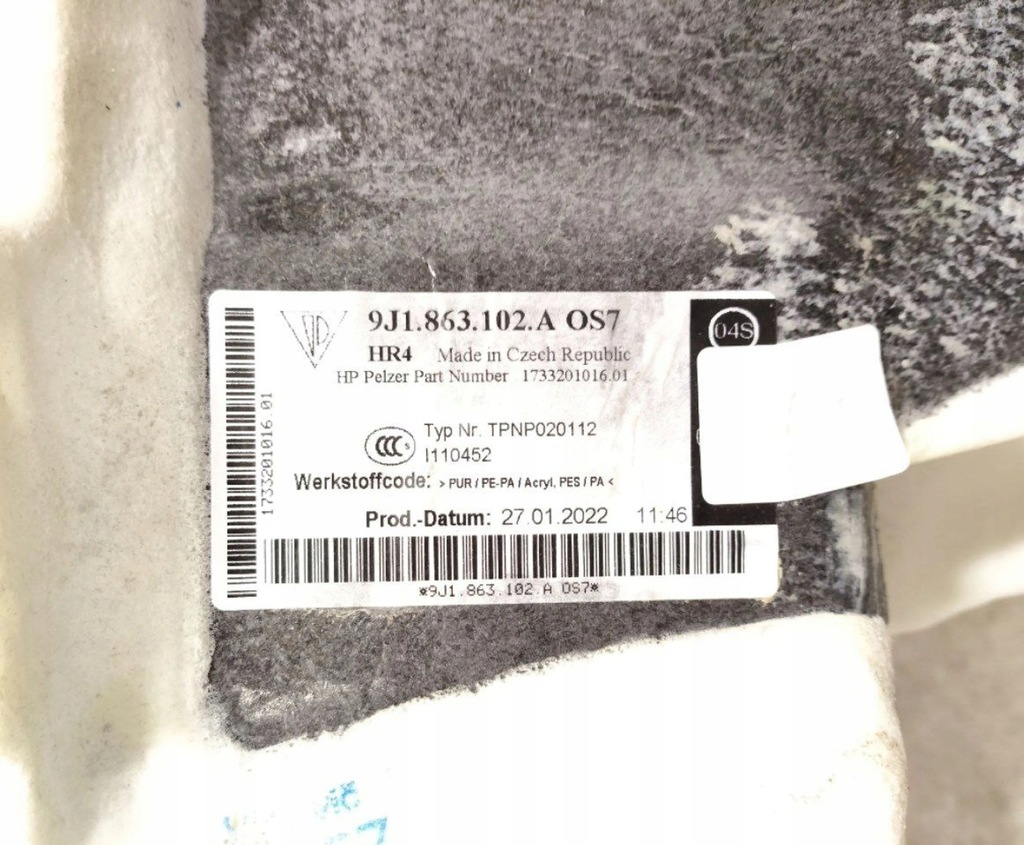 фото №8, Porsche taycan 9j1 2022 обшивка