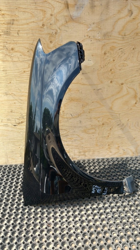 фото №1, Audi a3 8p lift крила перед правий ly9b