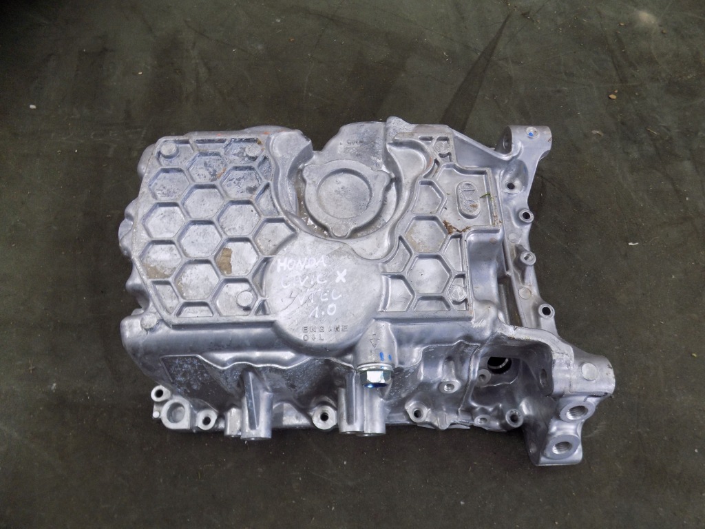 фото №1, Honda civic x 1.0 vtec turbo p10a2 поддон масляная jak nowa orginal