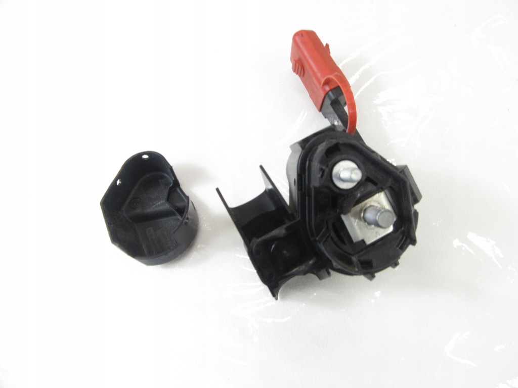 фото №7, Клема роз'єм plus bmw e81 e82 e84 e87 e88 e90 e91 e92 e93