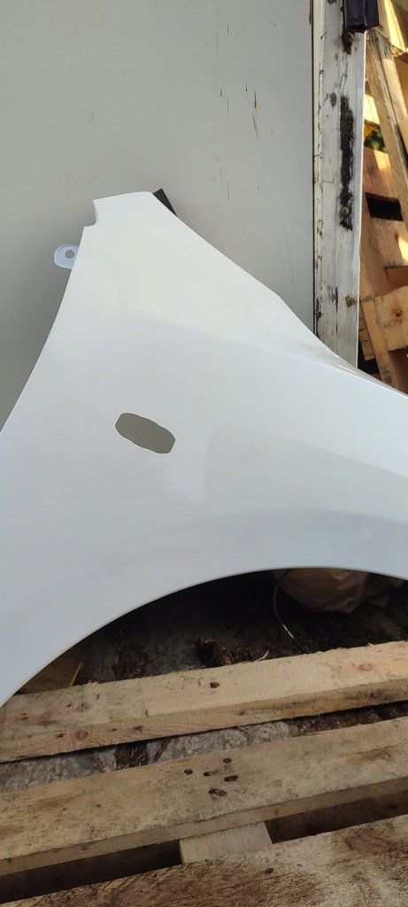 фото №7, Крыло правый перед передний mazda 3 bl 2009 - 2011 przedlift с отверстие 34k