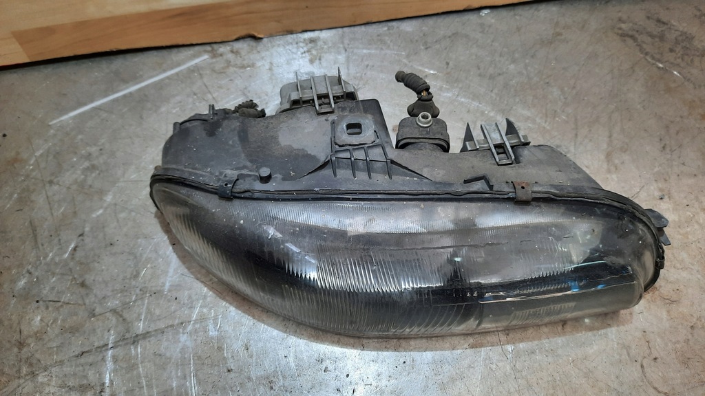 фото №1, Фара правый fiat brava