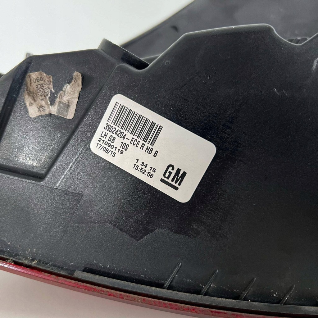 Opel insignia 1 a рестайлинг  левая фара задний  задняя 39024204 led Киев