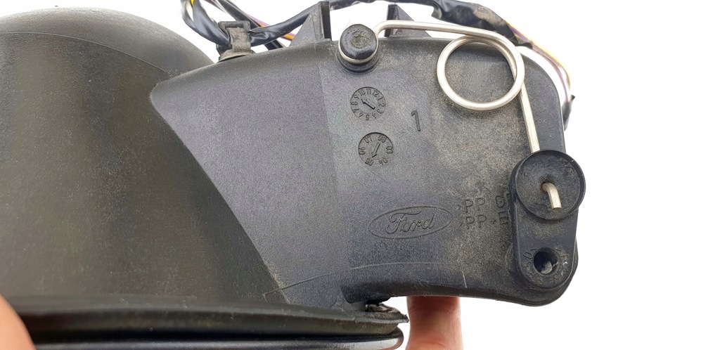 фото №16, Ford focus 2 ii mk2 кришка накладка заливної пального czarna чорний