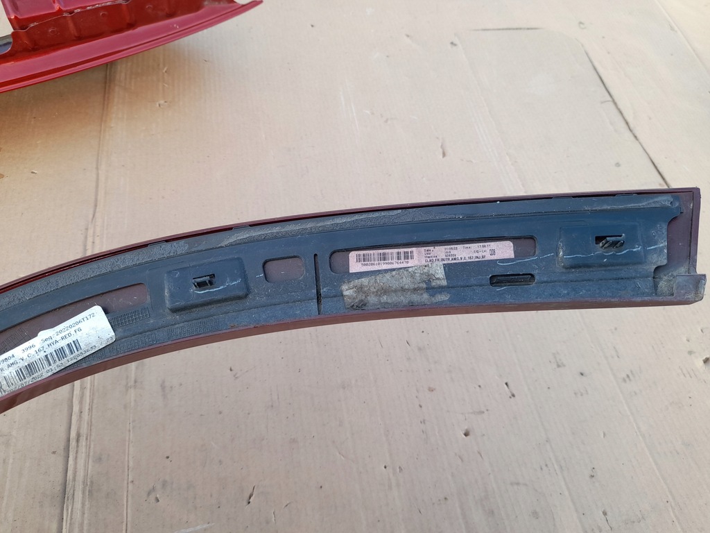 фото №9, Молдинг крила права mercedes gle w167