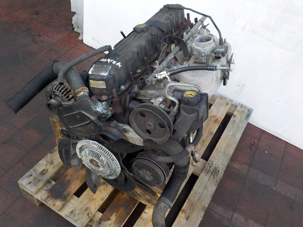 Jeep grand cherokee wj 01r 4.0 190km двигун 242cid комплектний  film Київ