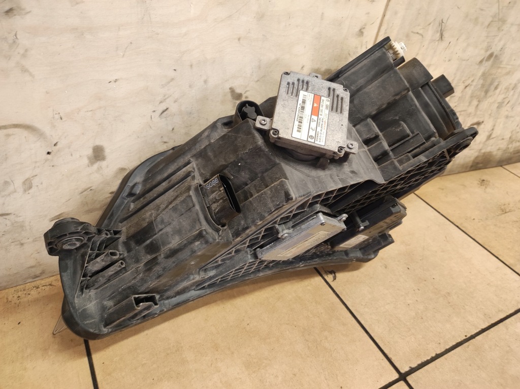 фото №6, Лампа фара правый перед superb iii 3v bi ксенон