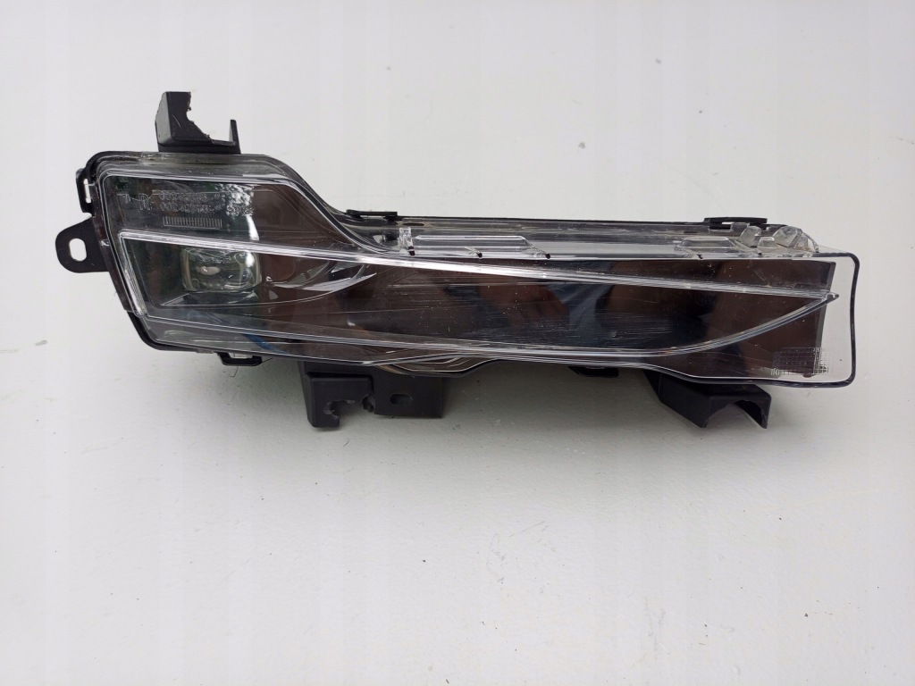 Tesla model 3 y рестайлінг  20- протитуманна фара led drl правий перед передній 1507933-10-c ÷ Недорого