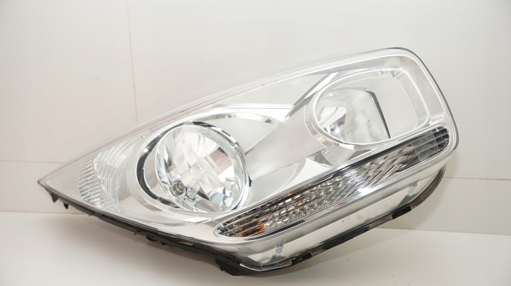 фото №5, Лампа правый перед передняя kia venga 09-14r