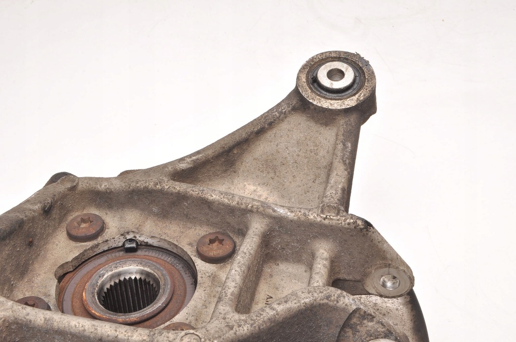 фото №7, Aston martin db11 поворотный кулак правый задняя hy53-5a970-ac