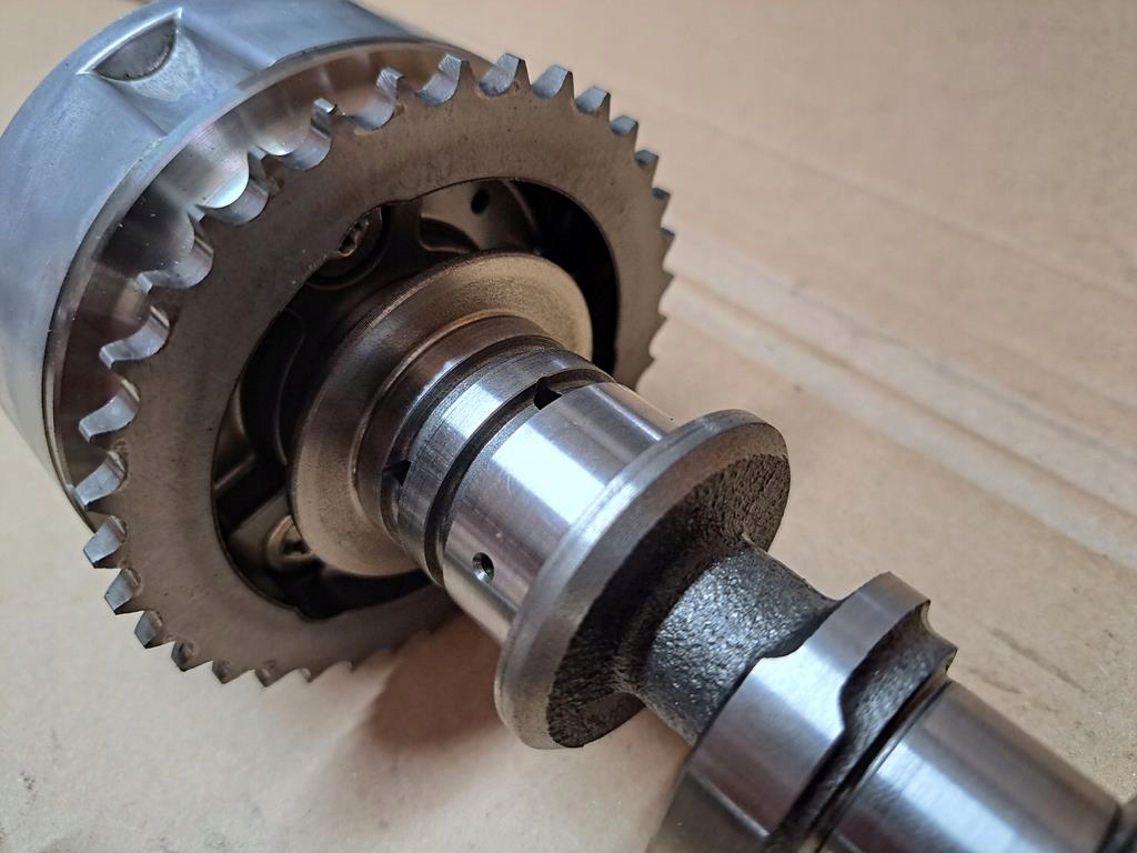 фото №12, Валы распределительного вала peugeot 108 aygo 1.0 1kr-b52 13070-0q010 13520-0q010 9