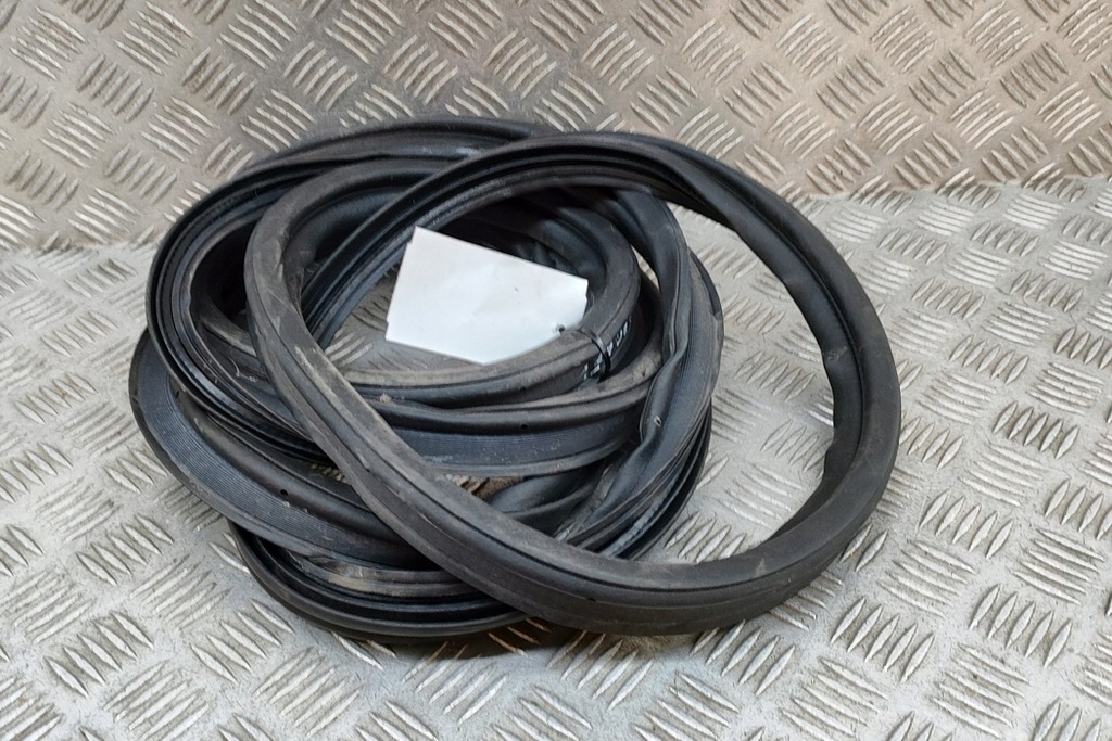 фото №6, Kia ev6 cv резиновый прокладка задний крышки 81761-cv000 электрика 430kw 20