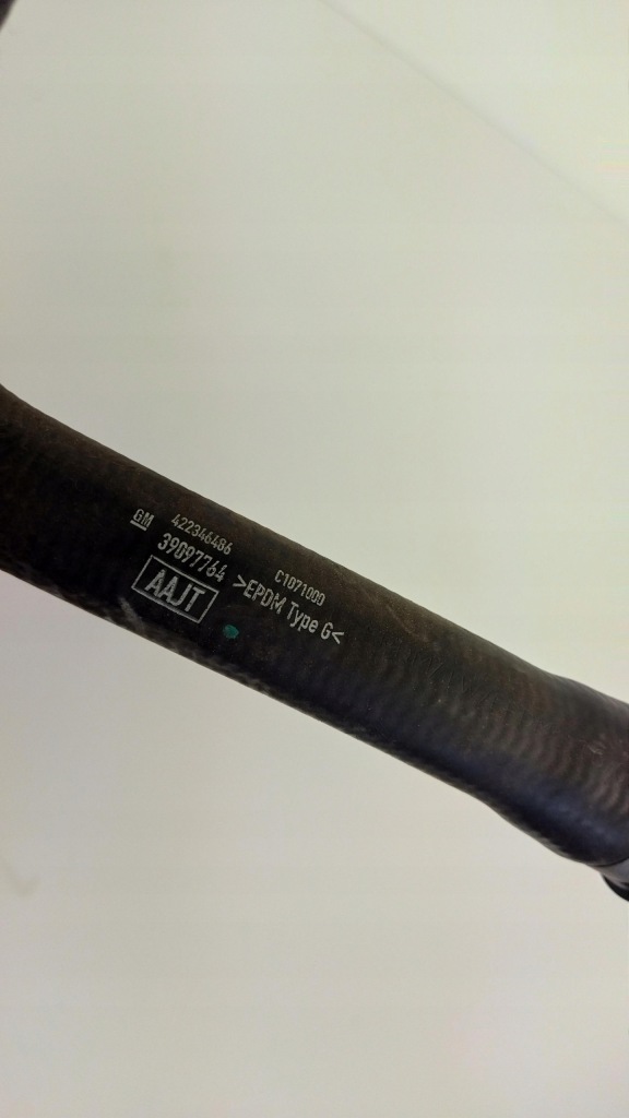 Insignia b 2.0 cdti труба патрубок шланг води 39097764 Доставка