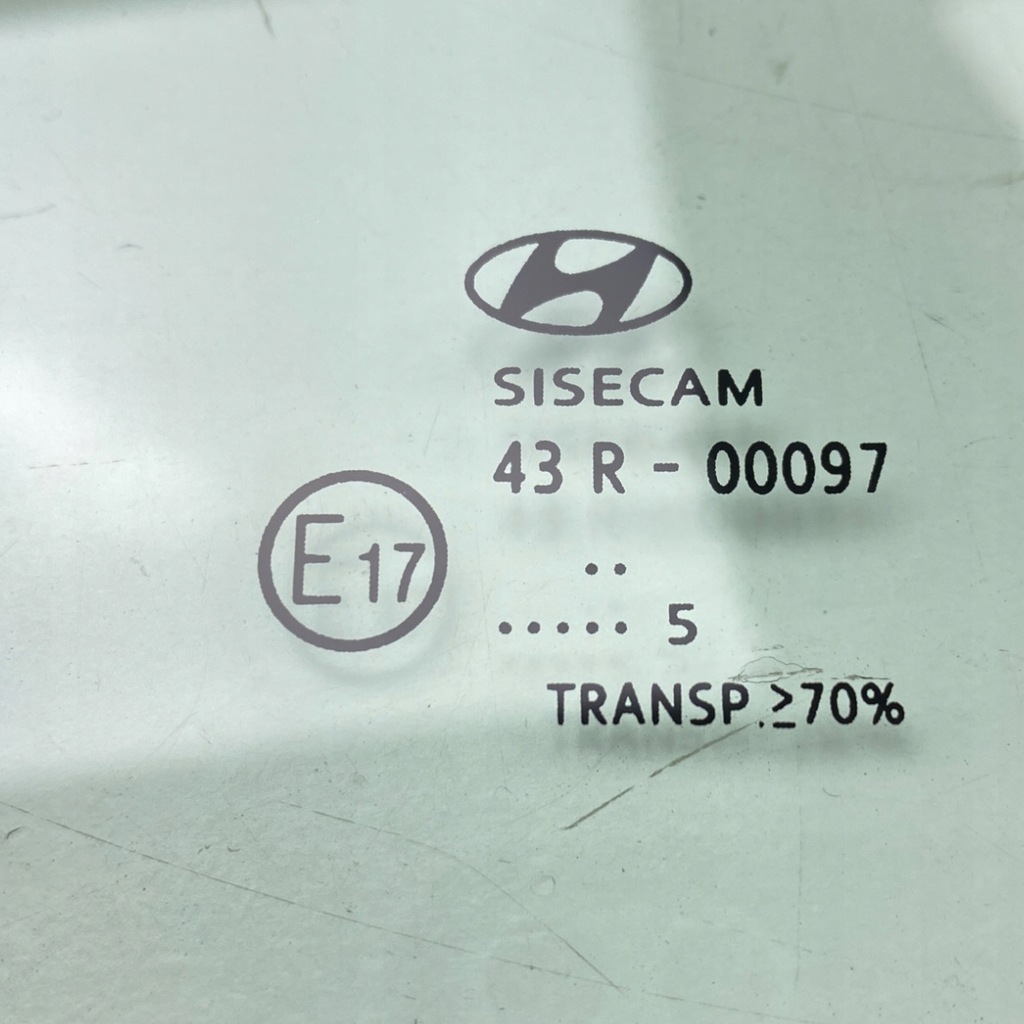 фото №11, Стекло левый перед треугольник hyundai h350 43r-00097