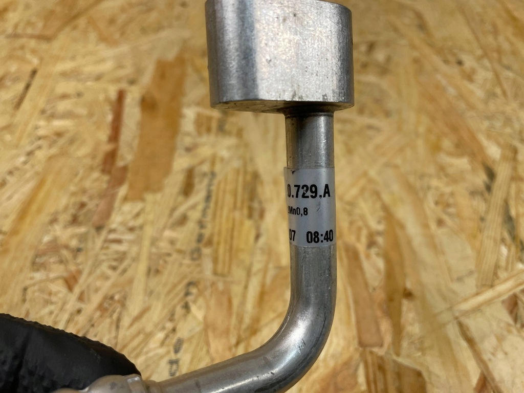 фото №12, Wąż трубка шланг кондиционера porsche taycan 9j1 9j1820729a 2019-