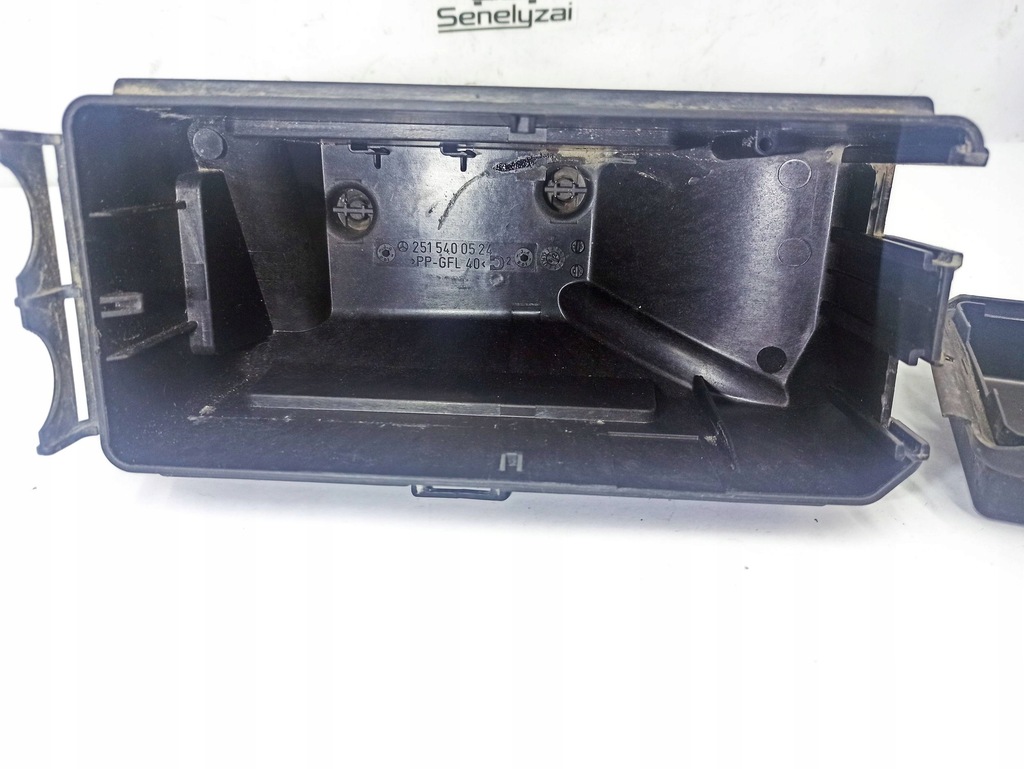 фото №10, Mercedes-benz r w251 2012 коробка запобіжників