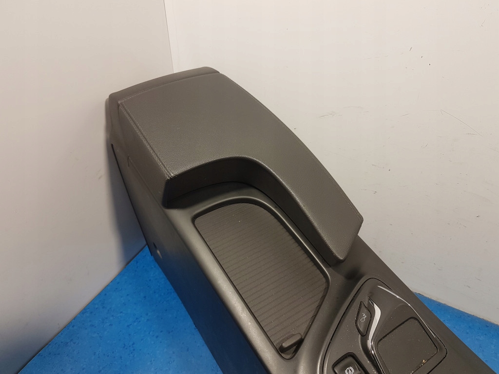 фото №5, Opel insignia a lift тунель середній підлокітник тачпад