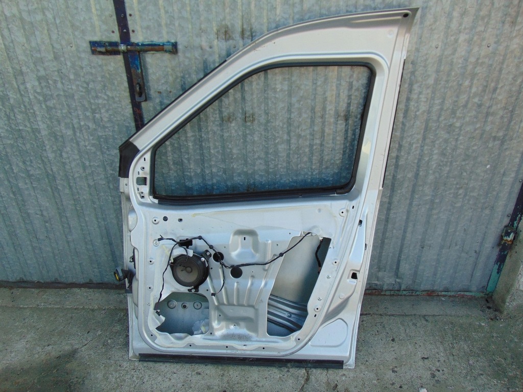 фото №13, Двері праве перед opel combo d 2010- fiat doblo ii колір сріблястий