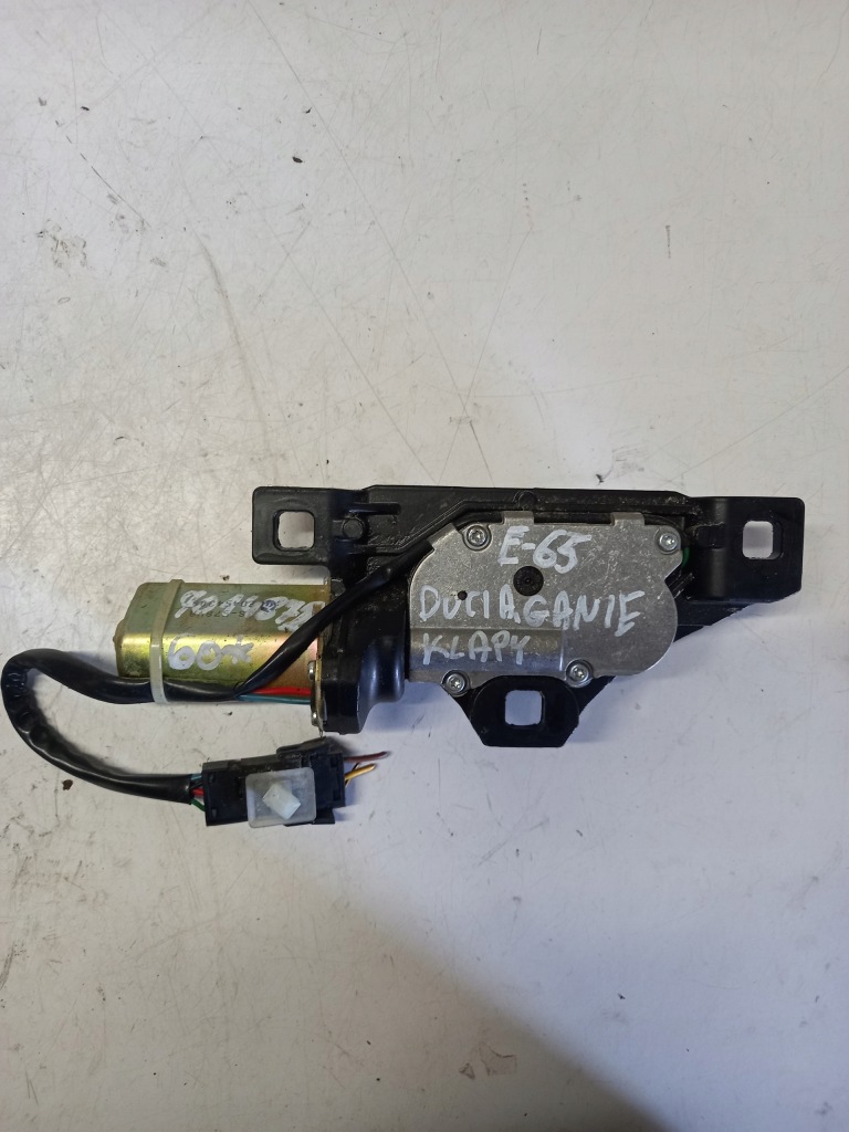 фото №1, Моторчик доводчик крышки багажника bmw 7 e65 7014872