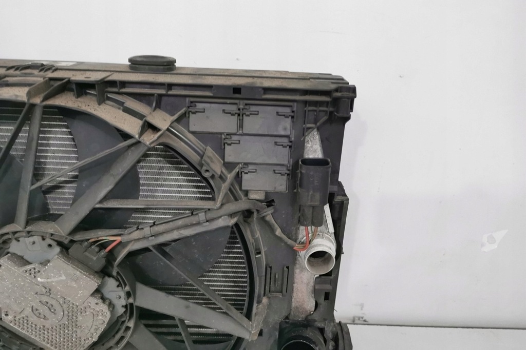 фото №8, Комплект радиатор bmw 6 cabrio f12 8509740 4.4l бензиновый 330kw 2011