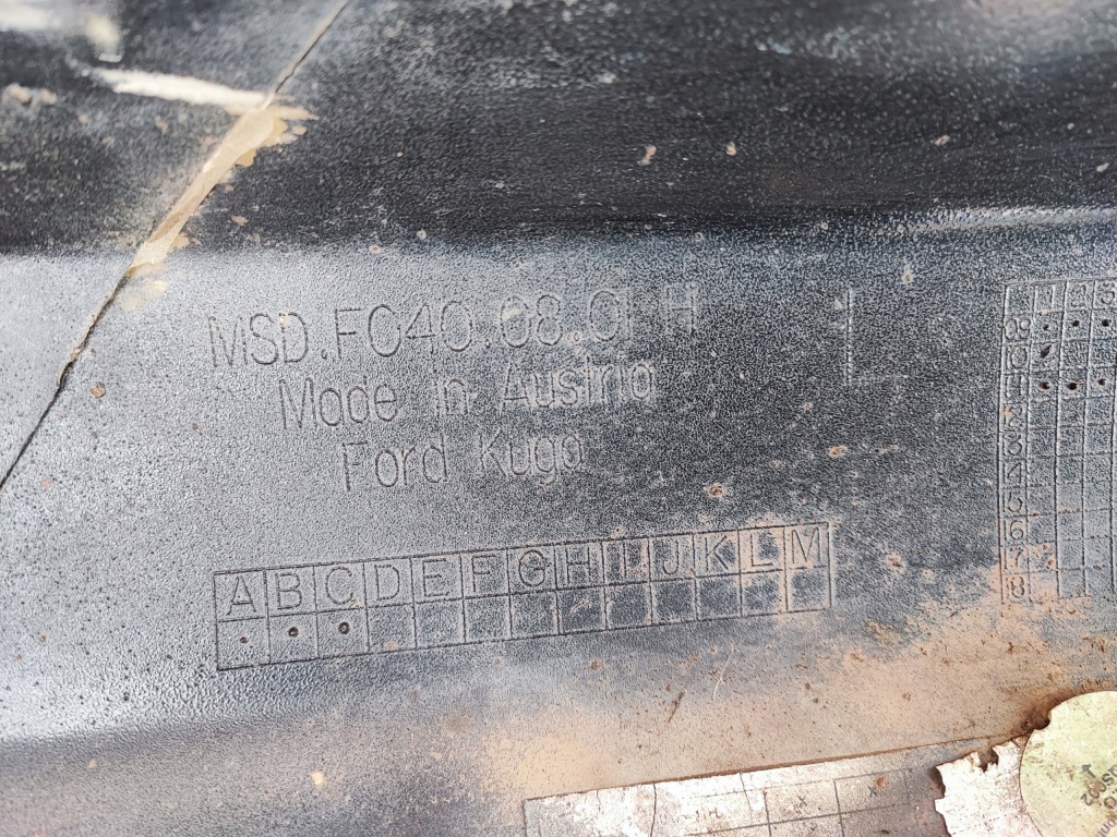 Kuga mk1 уголок левый задняя бампера бампер накладка ms design f8 Недорого