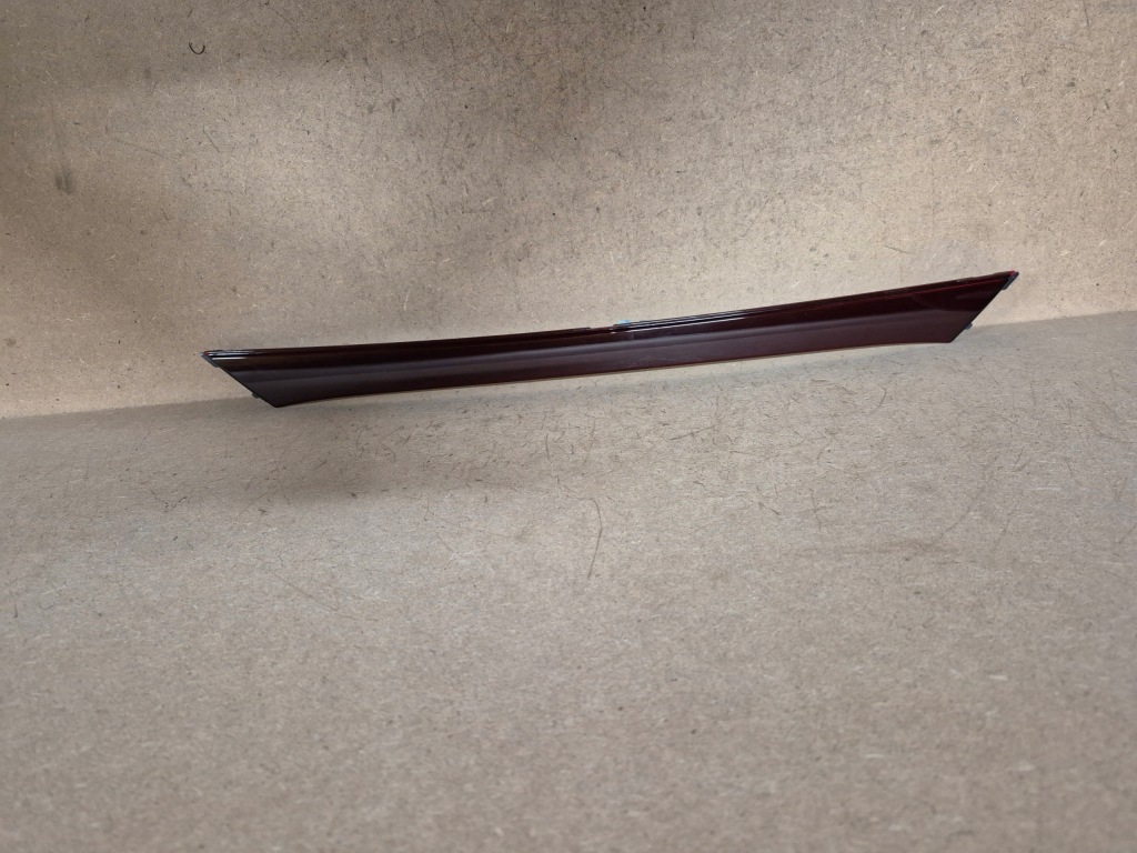 фото №1, Mercedes e214 відбивач накладка кришки задня a2147571000