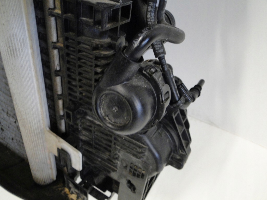 фото №11, Mercedes радіатор води кондиціонера інтеркулер вентилятор 400w glb x 247