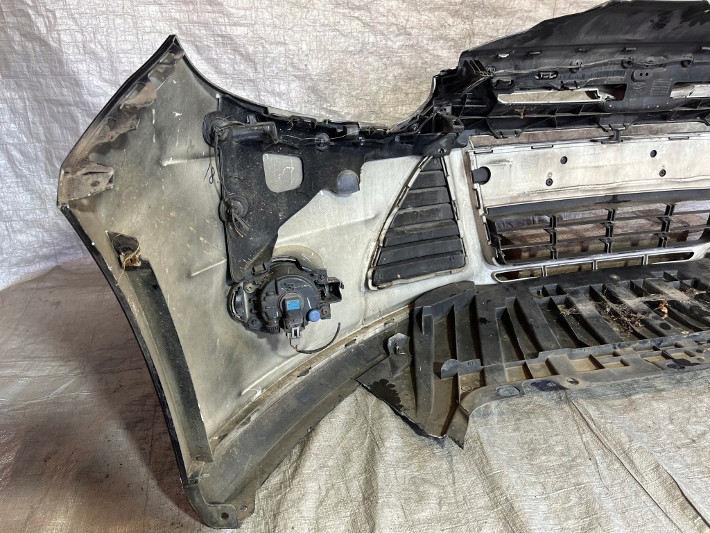 Бампер ford focus mk3 10-13 цвет fb с Разборки