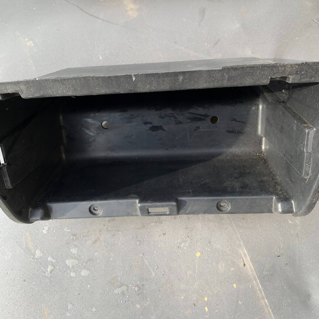 фото №1, Бардачок полка пассажира mc140215 mitsubishi canter