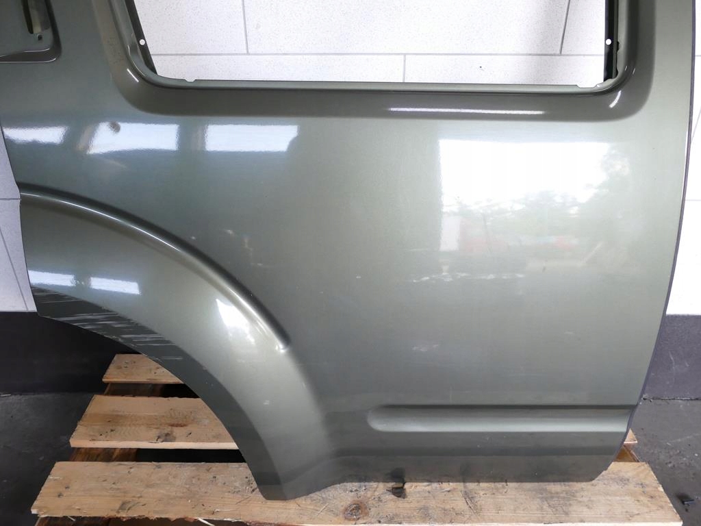 фото №10, Nissan pathfinder r51 iii дверь правый задняя голый 06r