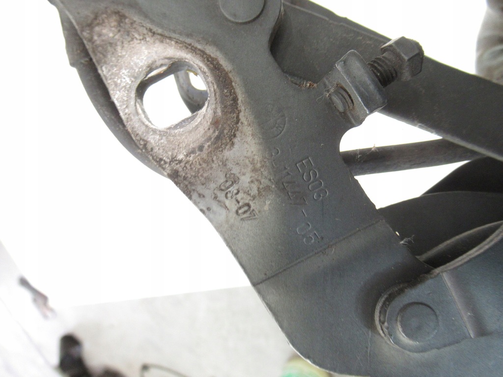 фото №5, Петля капот правий лівий перед bmw e83 x3 комплект