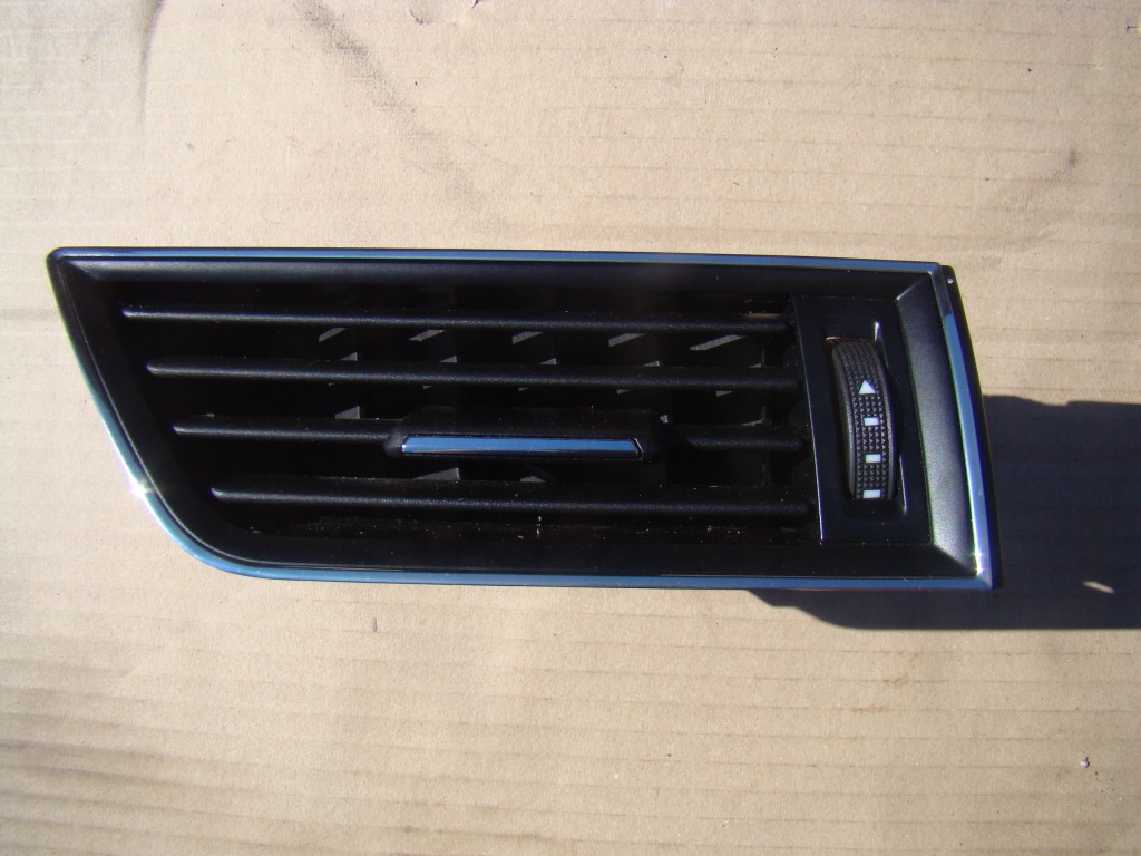 фото №1, Решётка обдув правая skoda superb iii