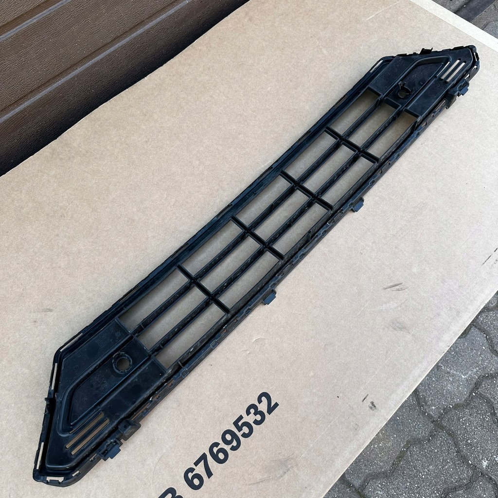 фото №10, Решітка середня решітка радіатора бампера перед volvo xc40 ii lift оригінал 32136098