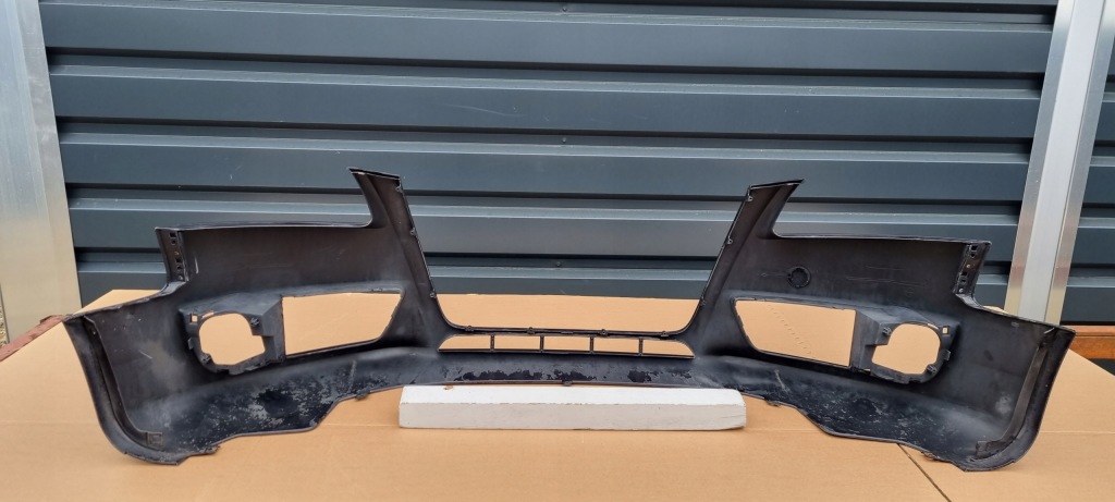 Audi a5 8t0 2007- бампер перед оригинал e138 с Разборки