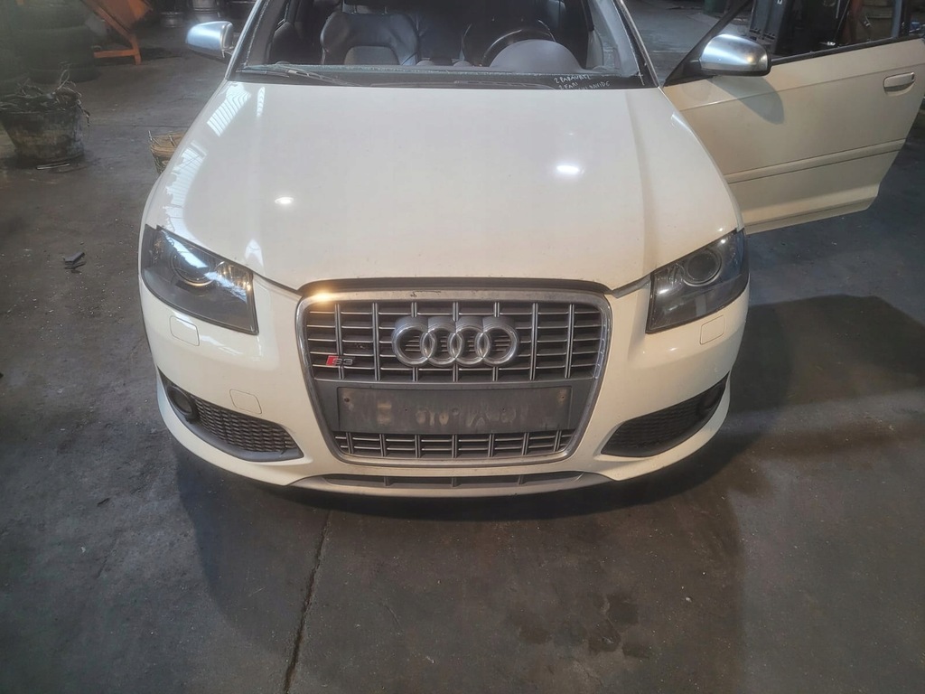 фото №1, Audi s3 8p бампер перед kompletny