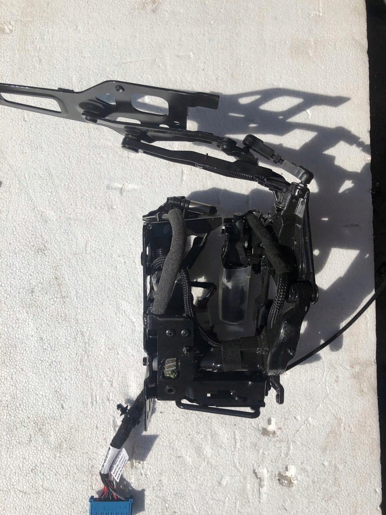 фото №10, Mercedes r232 cabrio механизм крыша 2327704900