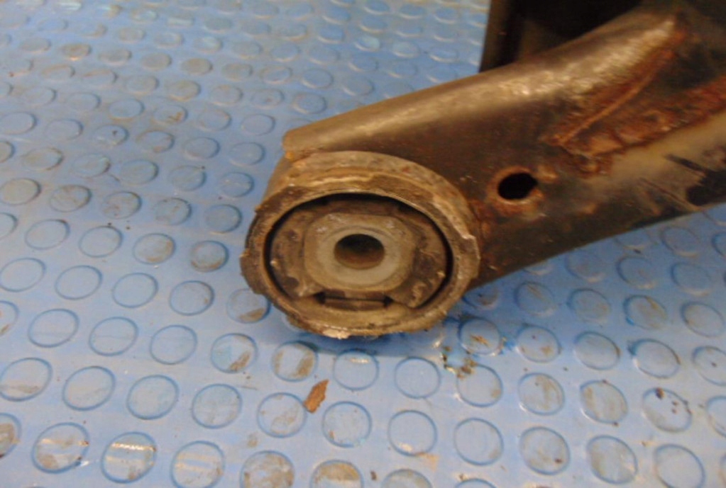 фото №9, Porsche cayenne 4.5 v8 підрамник підрамник двигуна