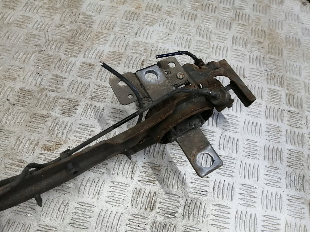 фото №7, Ford mondeo mk4 kombi поворотный кулак рычаги правый задняя