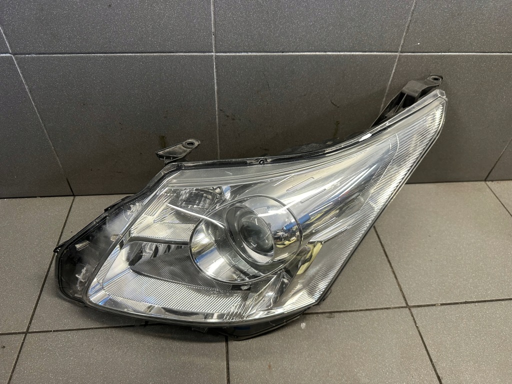 фото №1, Лампа левый перед toyota avensis t27 eu h279hl-ae