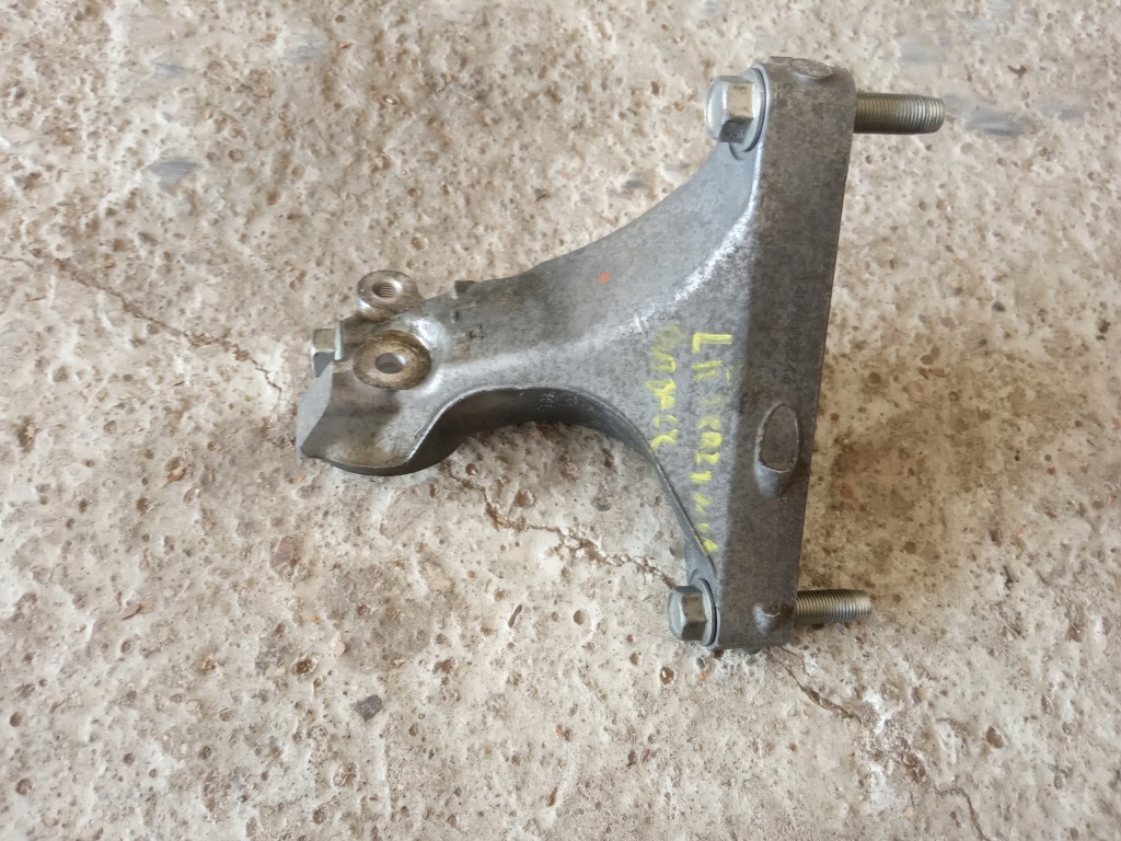 фото №7, Subaru outback 15- кронштейн кронштейн коробки правая левая