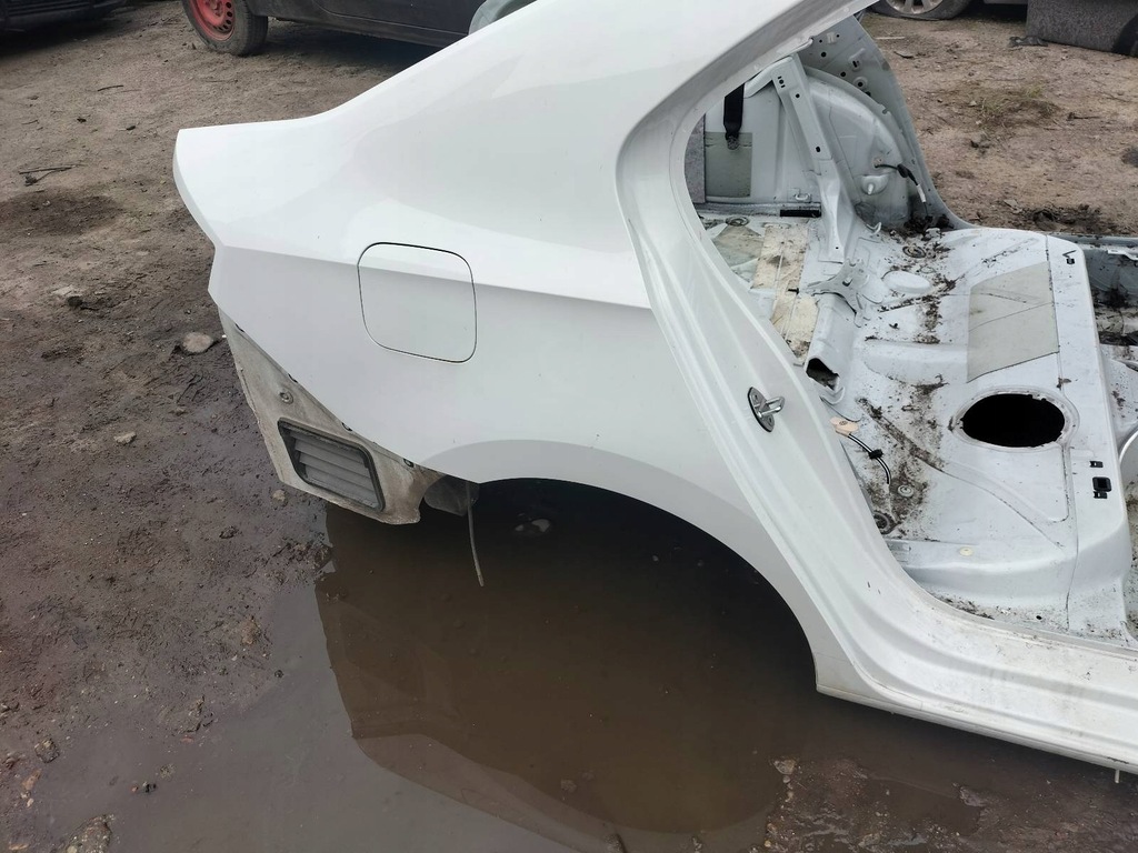 фото №3, Чверть крила правий задня skoda rapid i liftback lf9e