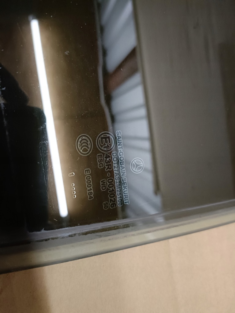 фото №2, Mercedes w218 cls скло двері задня ліва 2011