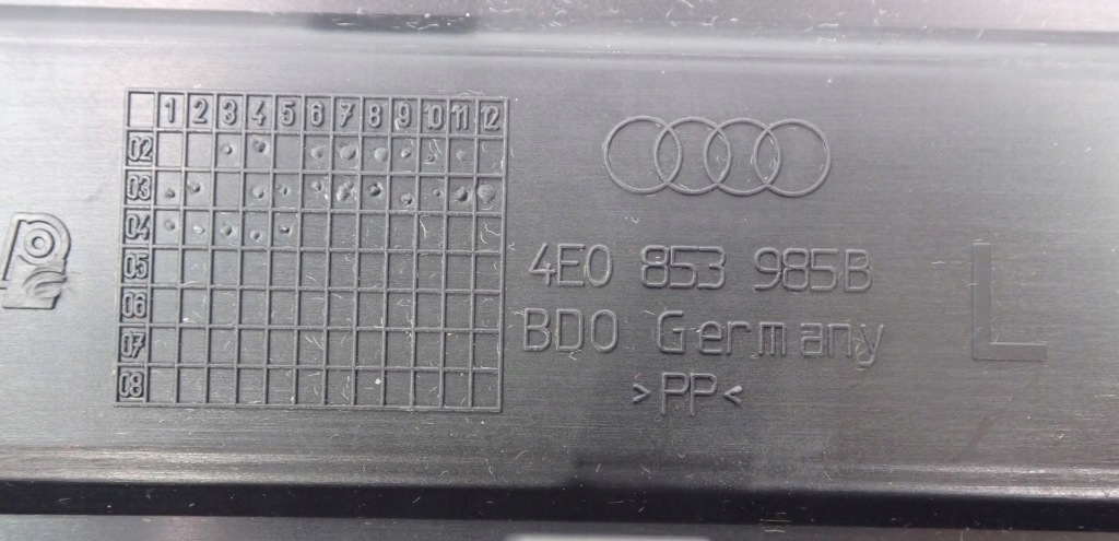 4e0853985b молдинг порог порог левое  перед a8 d3 Оригинал