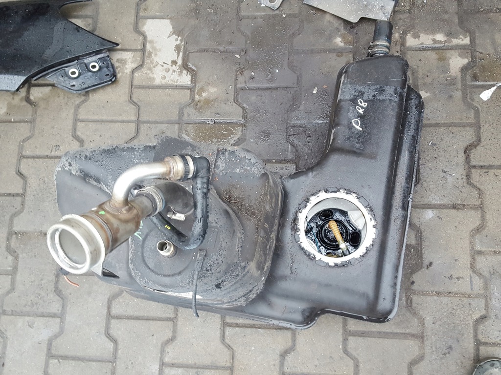 фото №1, Audi r8 420 4.2 tfsi bak бак топлива правый