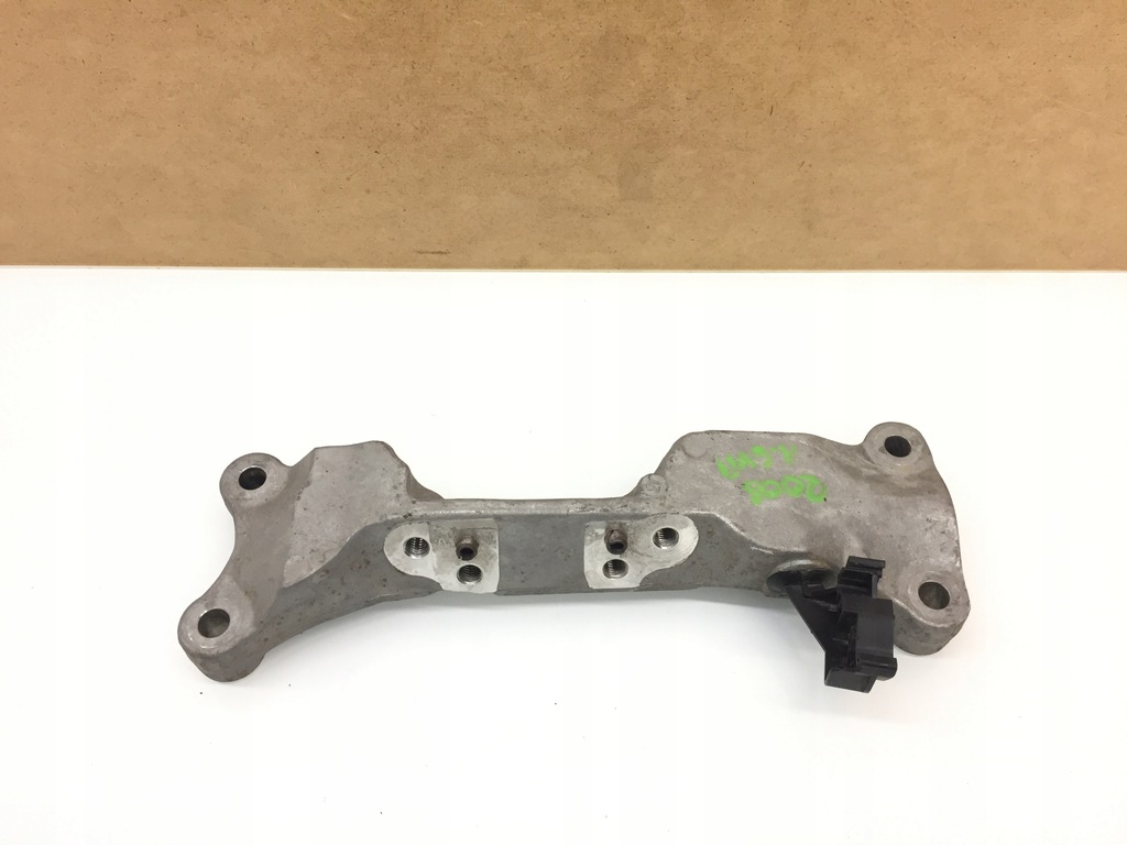 фото №1, Peugeot 2008 i кронштейн кронштейн двигателя 9654165780