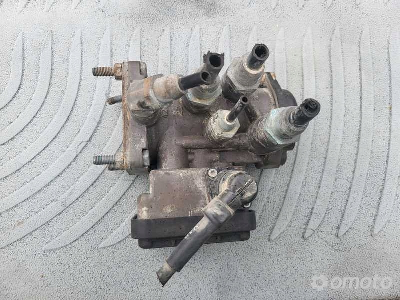 фото №1, 1790879 k000089 клапан модулятор ebs scania r головний гальма причіпний