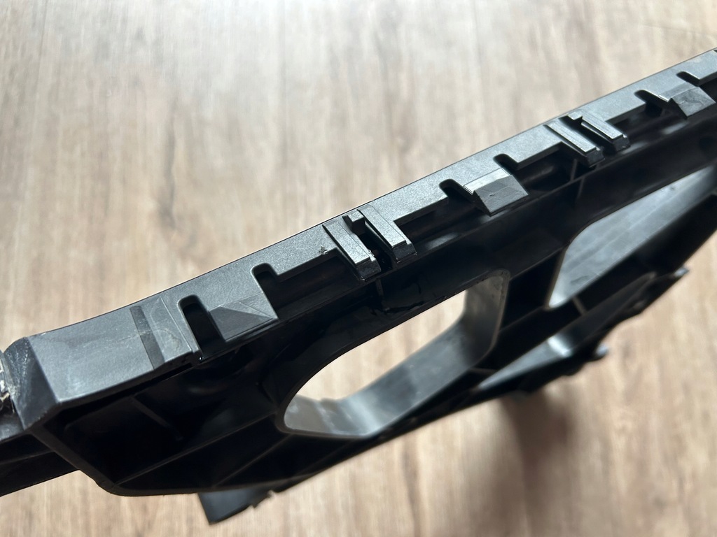 фото №14, Audi rs5 i 8t 2010-2016 направляющие бампера задняя правый 8t0 оригинал