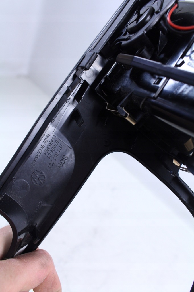 фото №6, Рамка спідометра vw touareg 7p5 13r.